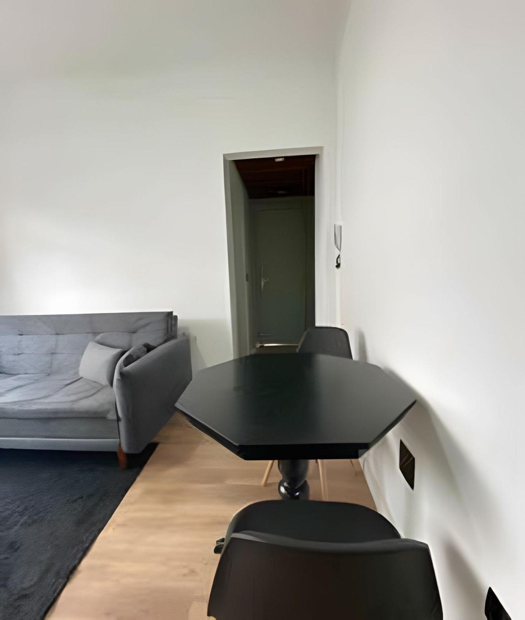 Apartamento Apto No Coracao Do Gonzaga - 200m Da